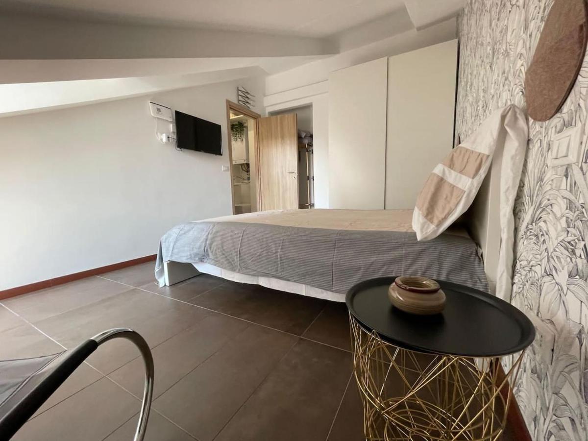 Happyhouse Apartment Turin Bagian luar foto
